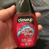 Gel Dental com Flúor Red Hot Ação Antibac Closeup Liquifresh Frasco 100g, Close Up